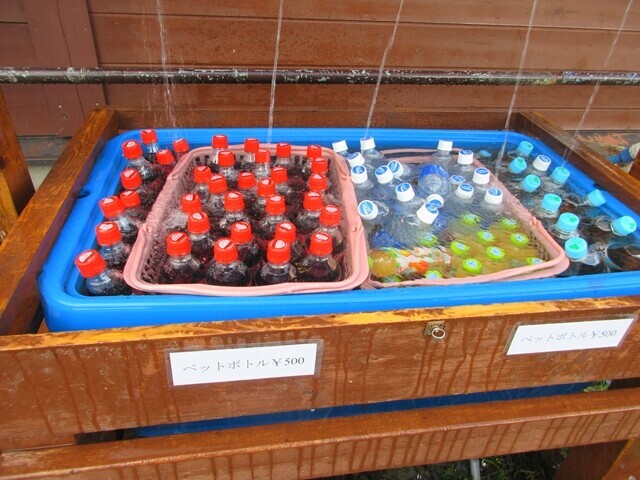 白根御池小屋のソフトドリンクのメニューと料金