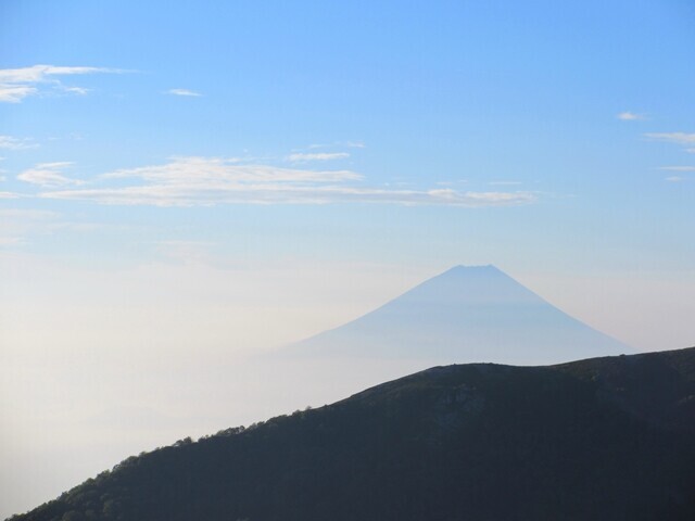 北岳方面から見る富士山