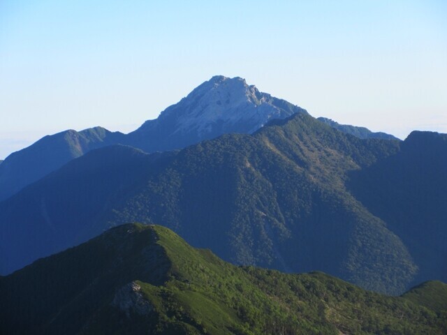 小太郎山から見る甲斐駒ヶ岳の迫力