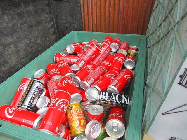 農鳥小屋のコーラの量