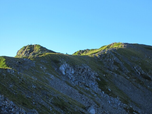 西農鳥岳の登山ルートが緩やかになった様子