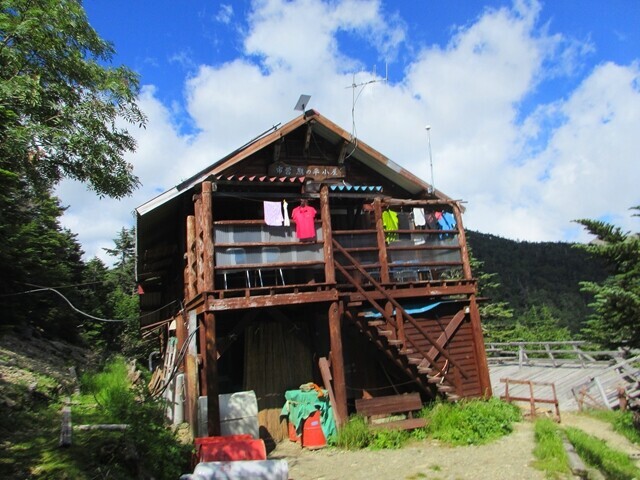 熊の平小屋