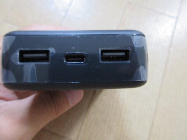 モバイルバッテリーの充電用ＵＳＢポート