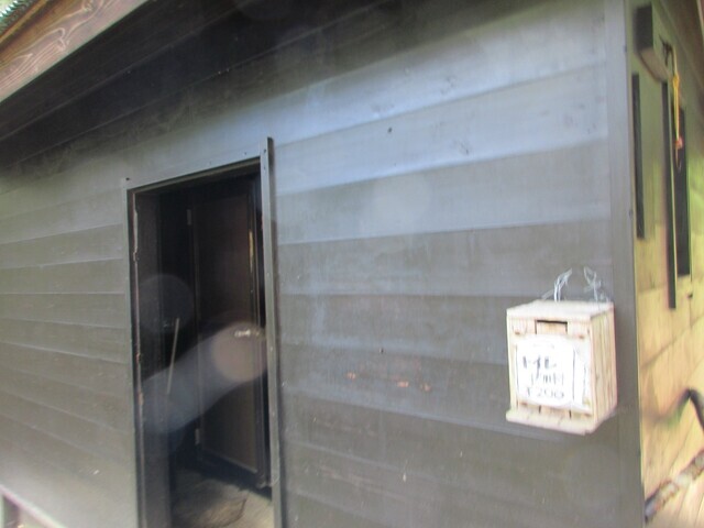 鳳凰小屋のトイレ外見