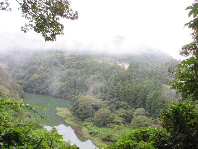 弁天橋神秘的な景色