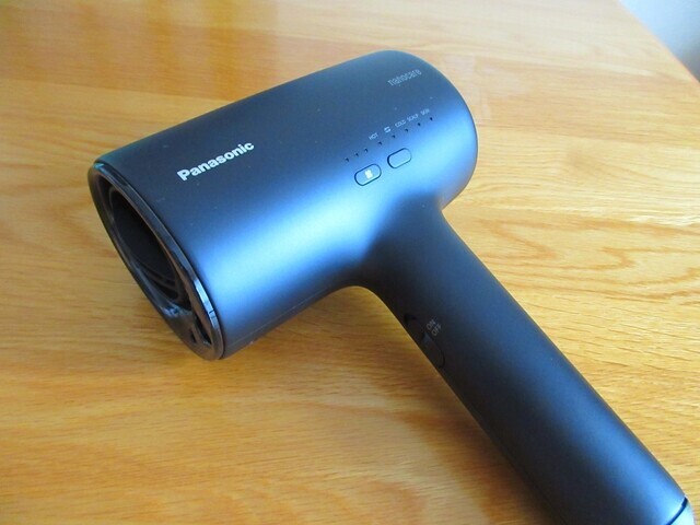【正常動作】ドライヤー Panasonic ナノケア Amazon | パナソニック ヘアドライヤー ナノケア 高浸透ナノイー