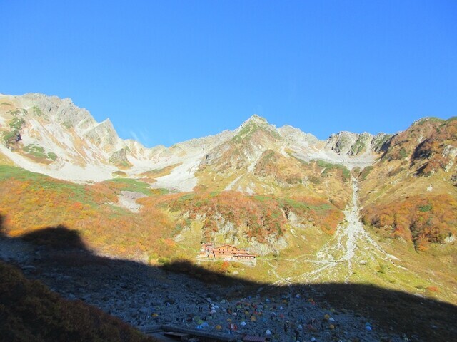 涸沢カールの朝の景色