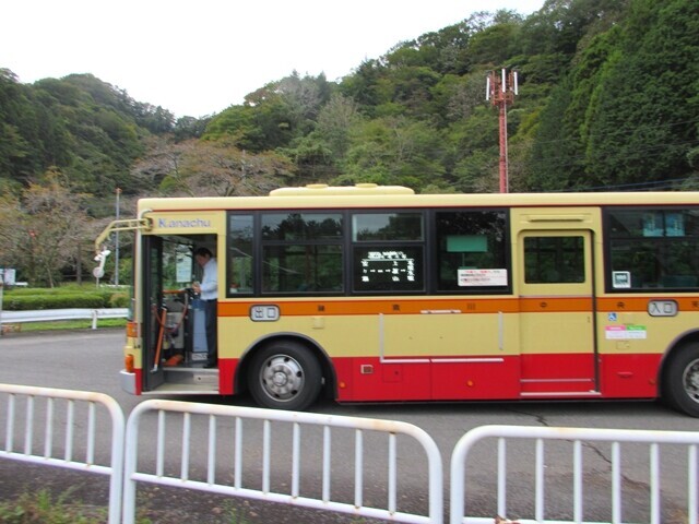 丹沢主脈縦走日帰り登山の出発地点宮ヶ瀬湖バス停