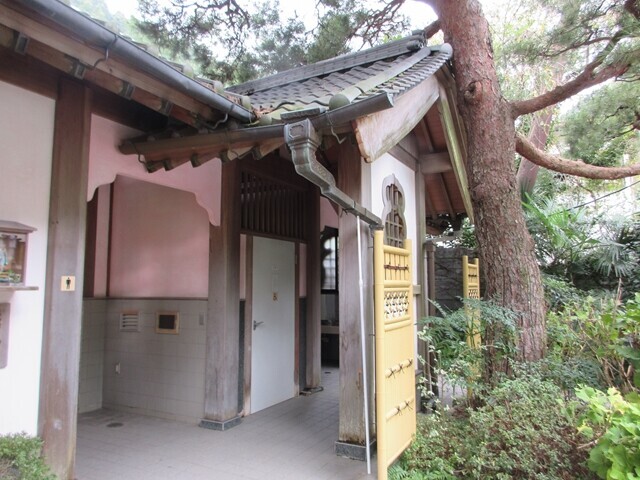 久遠寺のトイレ