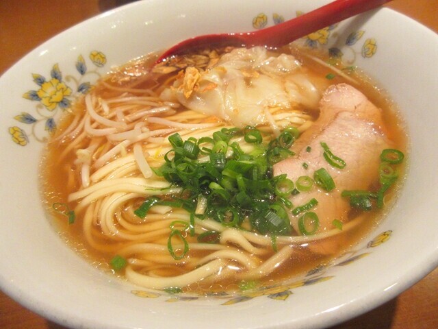 梅春園三宮ラーメンレビュー