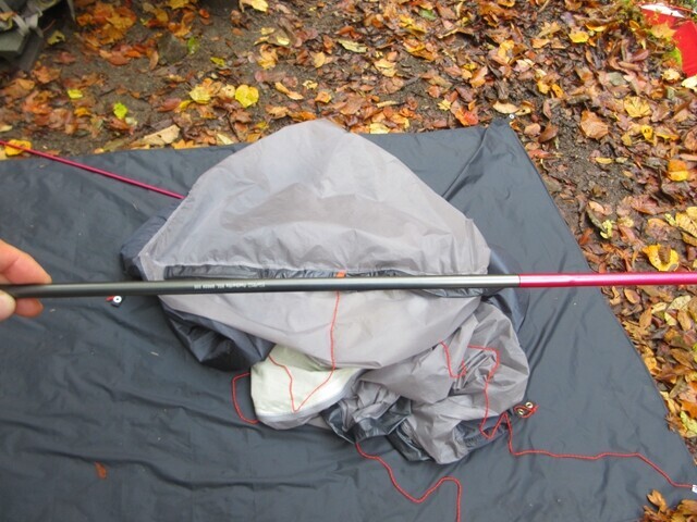 テントポールのしまいかた