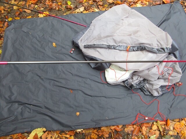 グレーの部分がポールの真ん中になるのでここから分解して撤収する