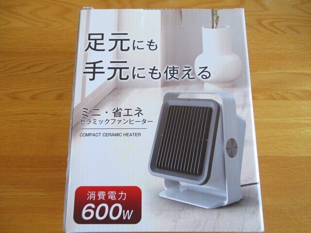 ミニセラミックヒーター セラミックヒーター ヒーター 小型 足元