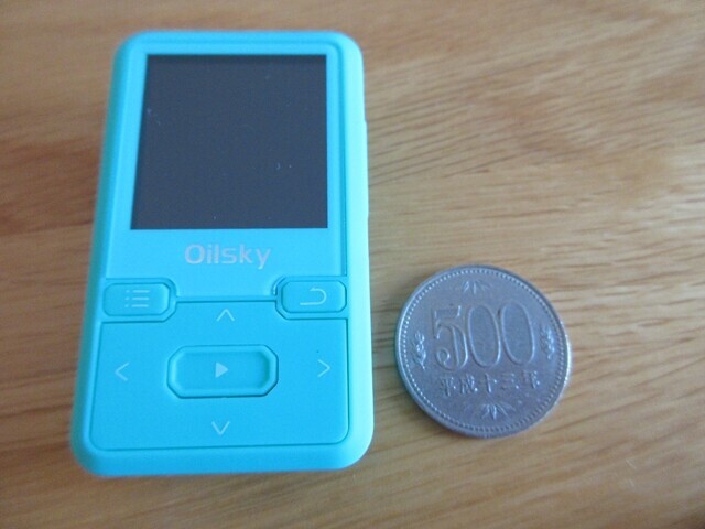 ＯｉｌｓｋｙＭＰ３プレーヤーＸ５０のサイズ感