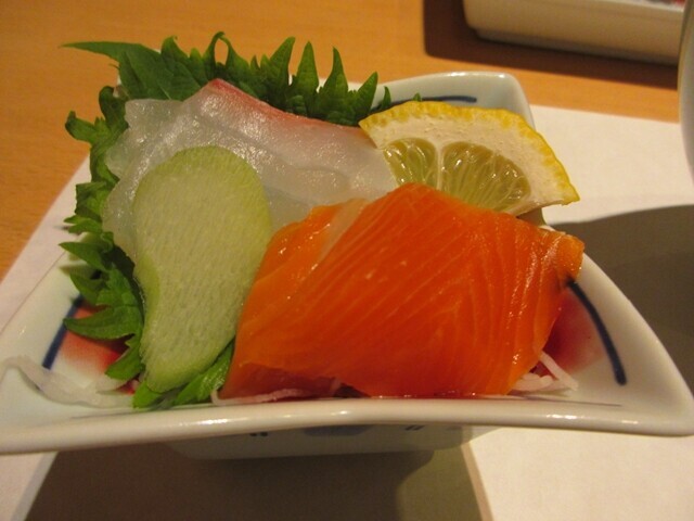 下田大和館のディナーのお刺身レビュー