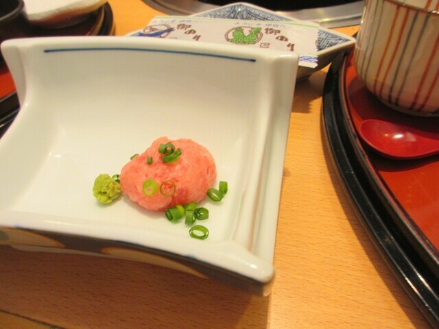 下田大和館の朝食のネギトロ