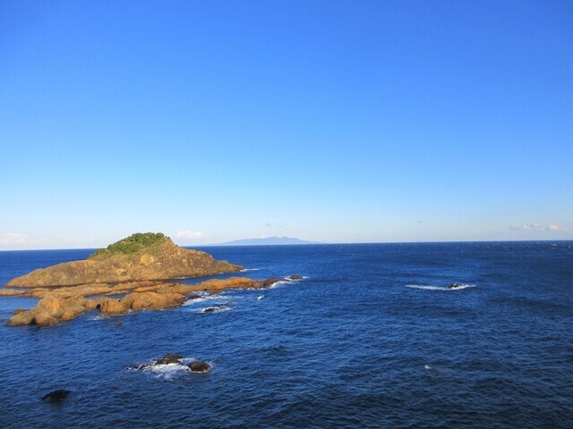爪木崎灯台から大島景色