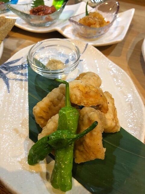 まるさんかくしかくのフグの唐揚げ