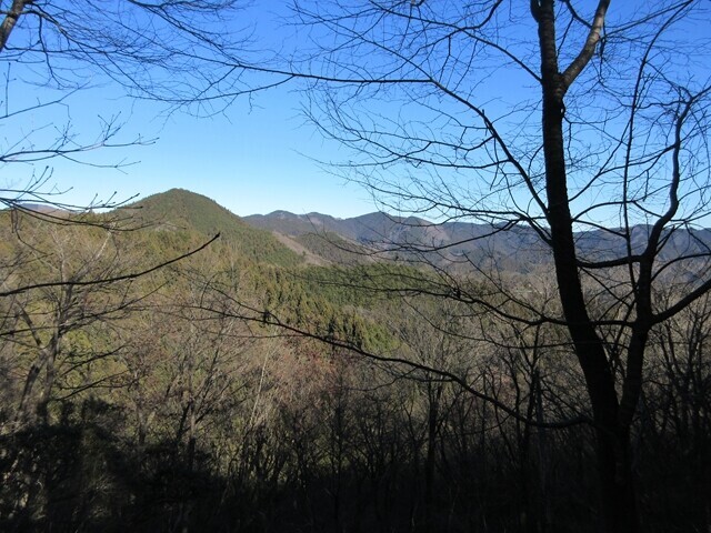 伊豆ヶ岳から正丸峠までの登山ルート