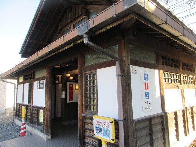 宝登山登山口の野上駅のトイレ