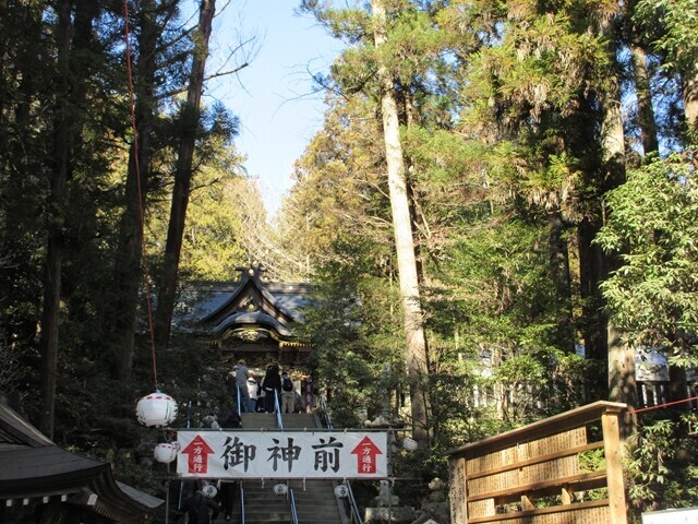 宝登山神社の参道