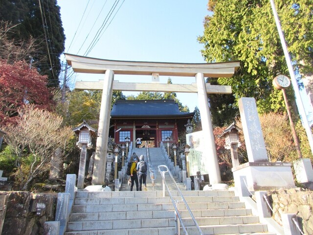 御嶽神社の入口