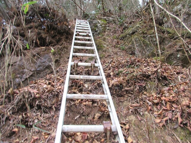 高岩山への登山の様子
