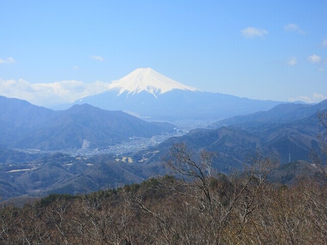 高川山からの富士山の景色