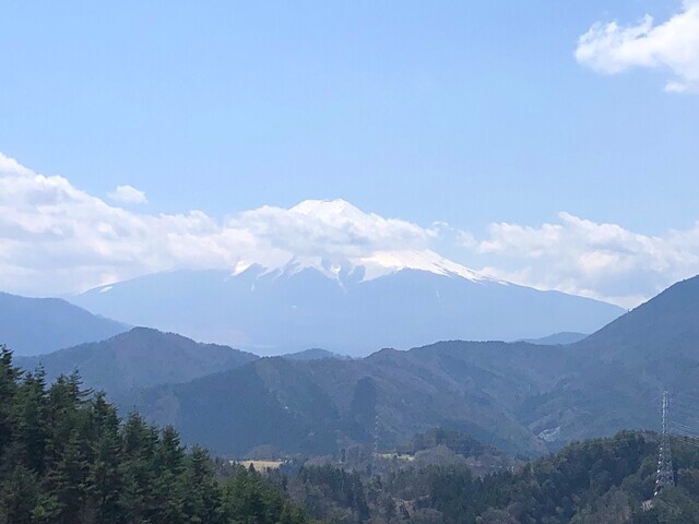 初狩駅屛風岩からの富士山の眺め