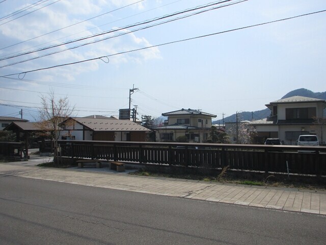 河口浅間神社駐車場とトイレ