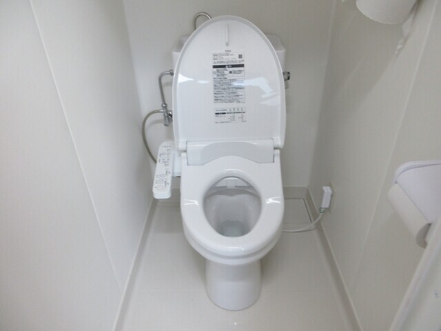 ＣＡＭＰＳＡＴＯＭＩＹＡのウォシュレットトイレの様子
