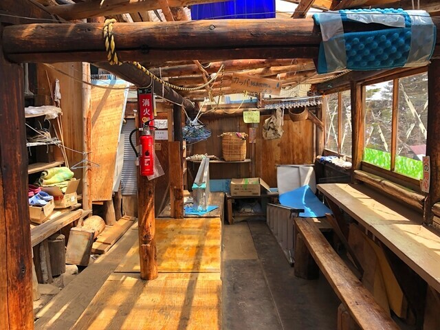 南御室小屋の自炊室