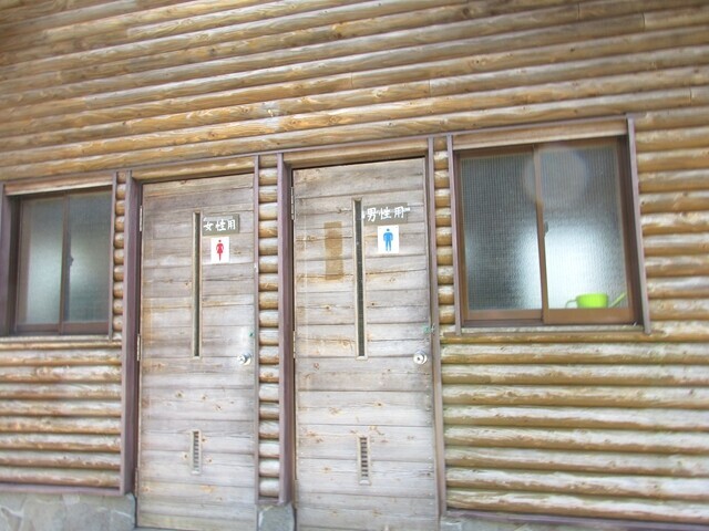 大弛小屋のトイレ