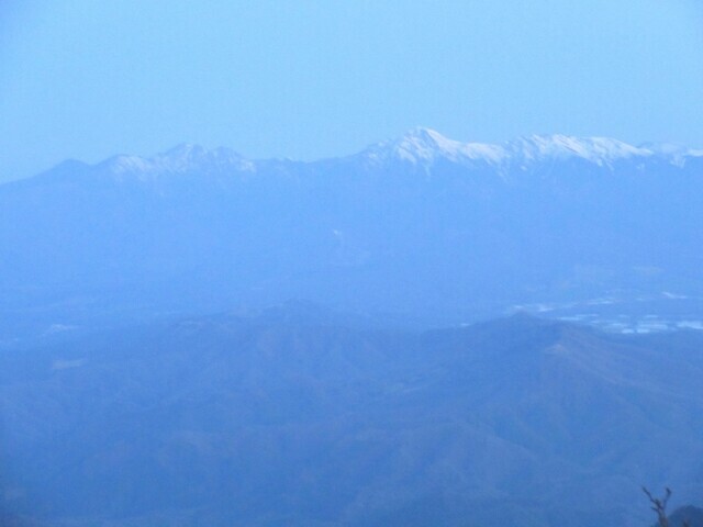 金峰山から眺める八ヶ岳景色