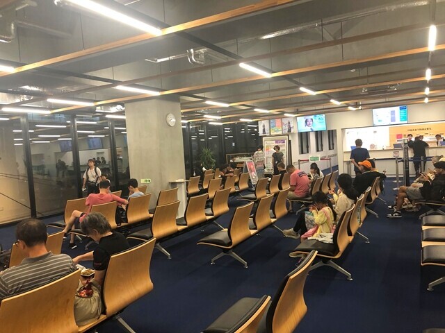 八戸港新ターミナルの待合室