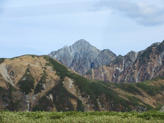 立山アルペンルートから剱岳の景色