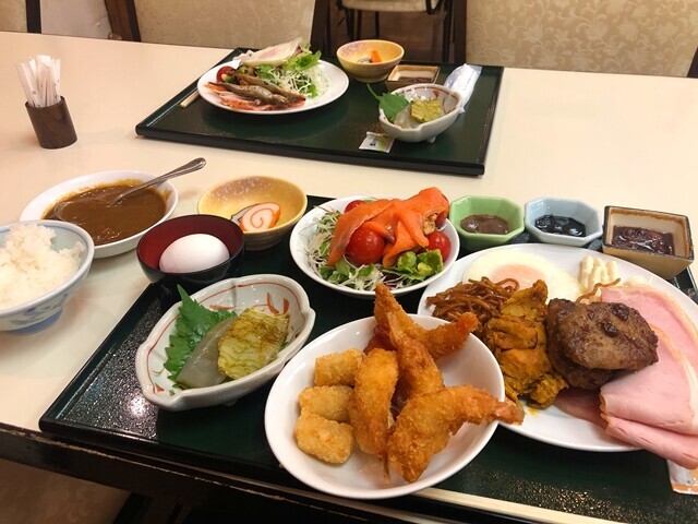 ホテル立山名物料理はカレー