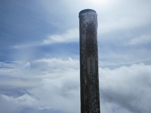八ヶ岳赤岳の山頂の景色