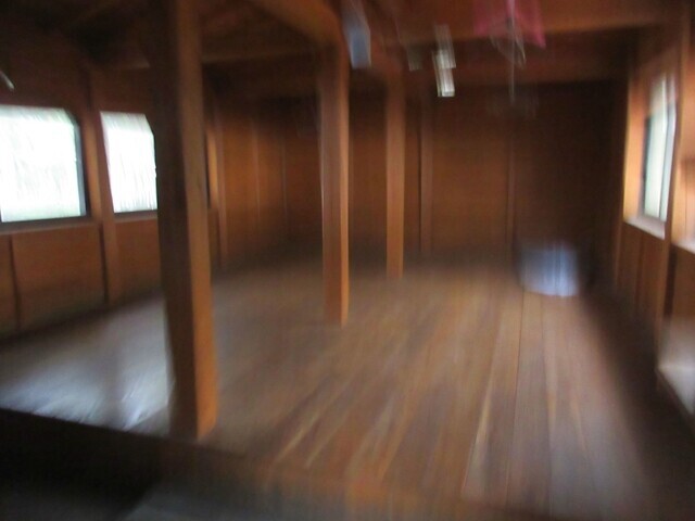 御座山避難小屋の内部の様子