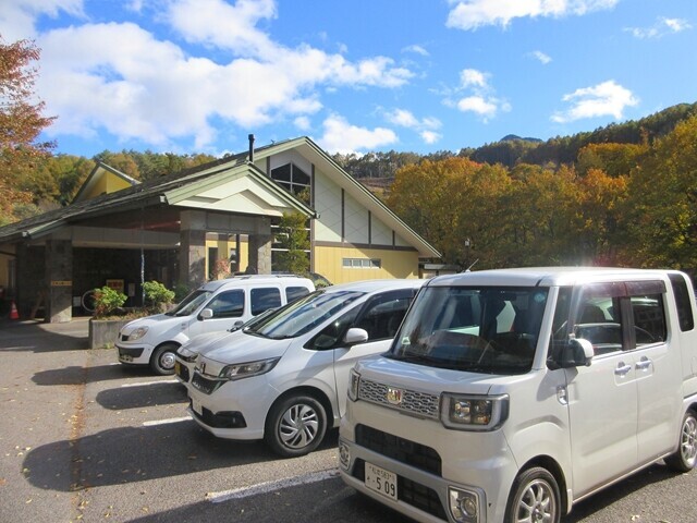 滝見の湯の駐車場の様子