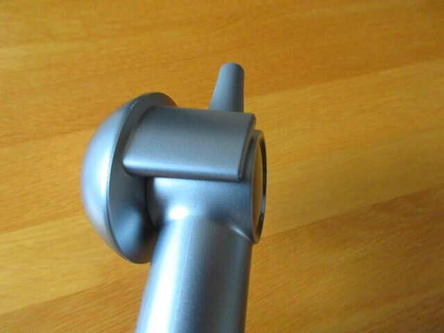 Ranvooマグネット式充電中の様子