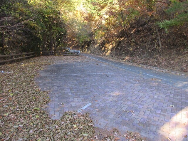 大志戸木の実の里森林公園の駐車場 