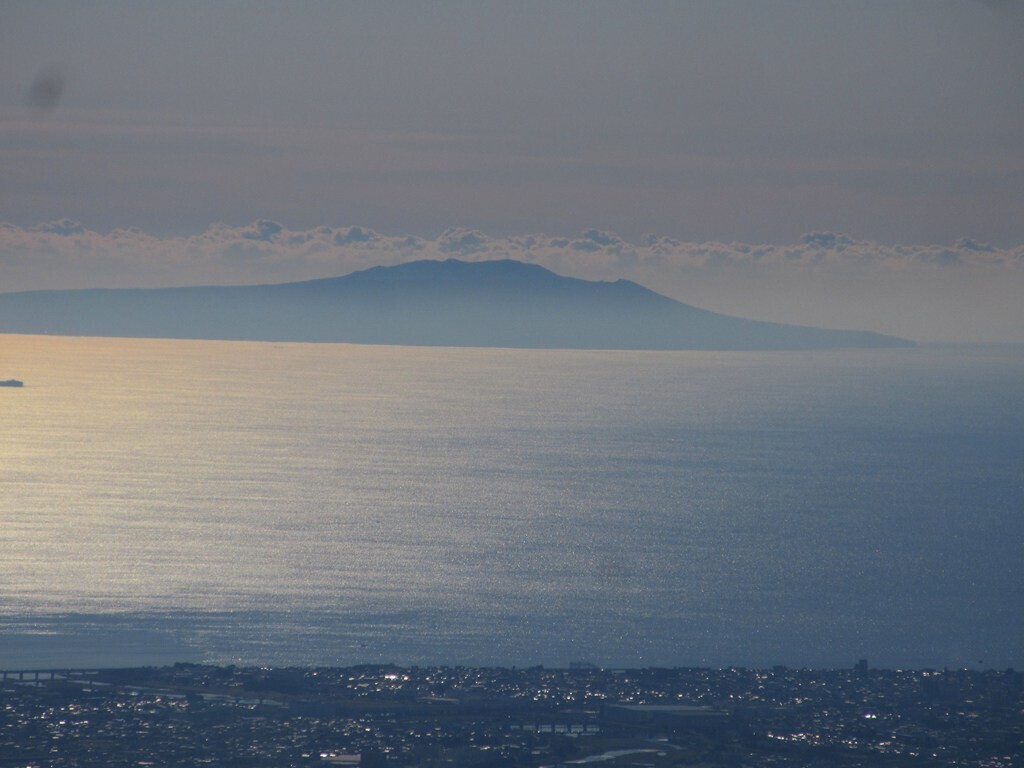 伊勢沢ノ頭から大島の景色
