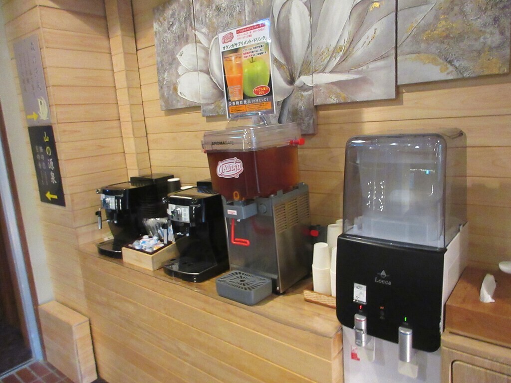 月への船の館内の無料ドリンクサービス