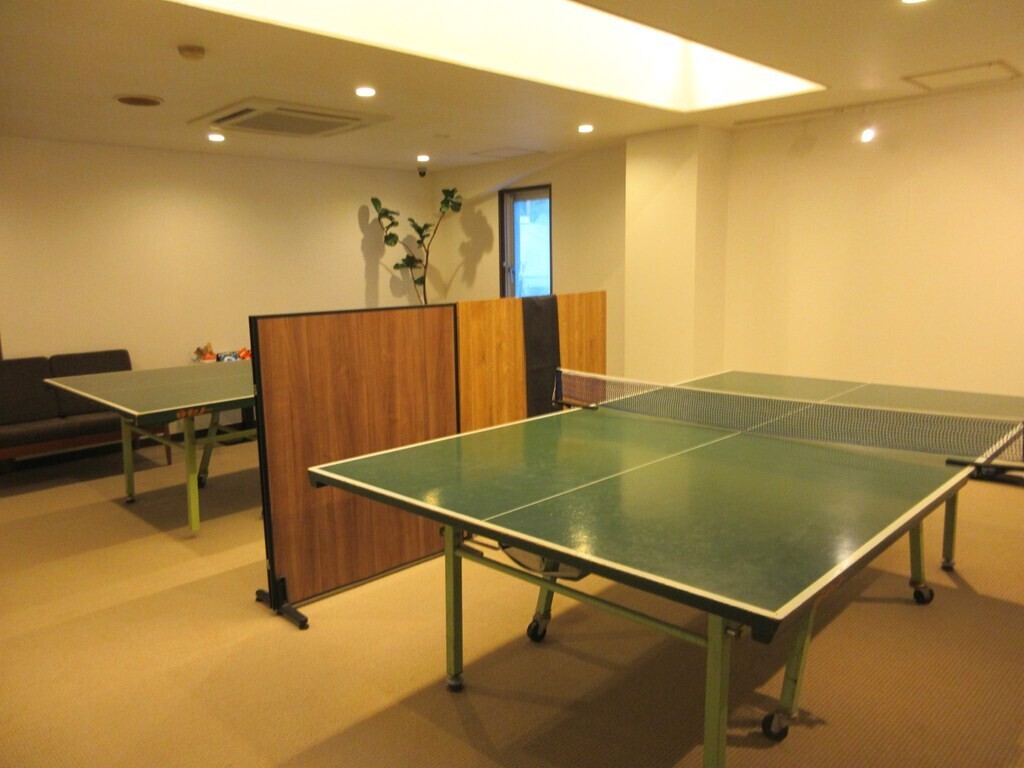 月への船にも卓球台