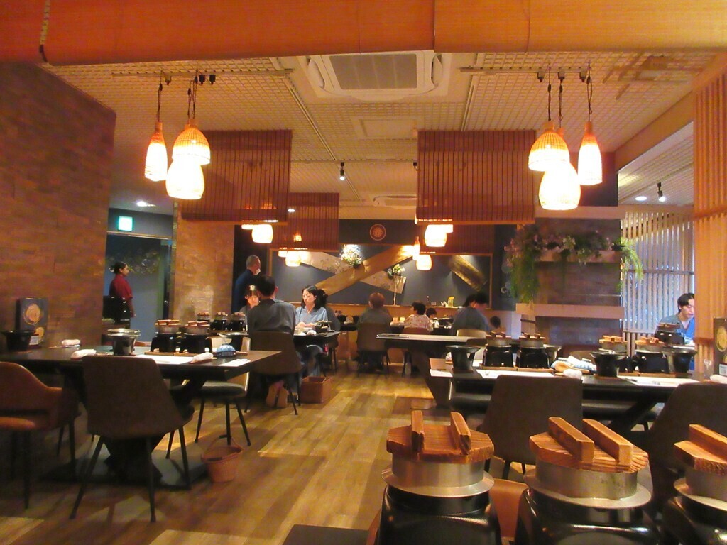 有馬温泉月への船の夕食と朝食の会場