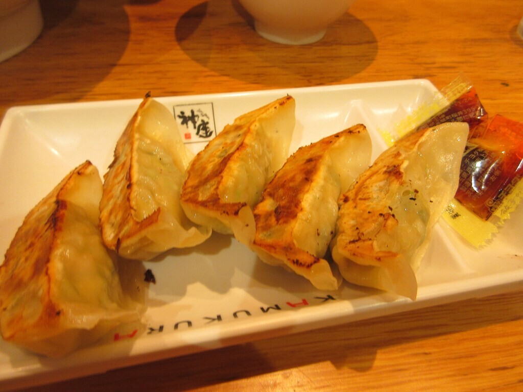 どうとんぼり神座の餃子レビュー