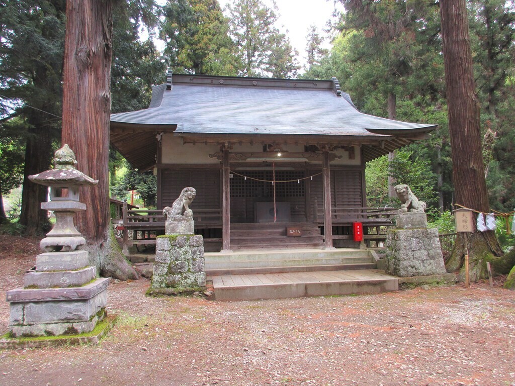 石楯尾神社から生藤山登山開始の様子