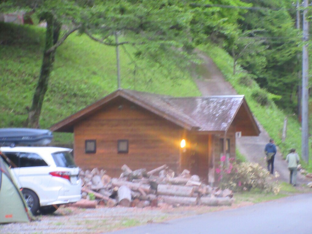 平野田休養村キャンプ場のトイレ