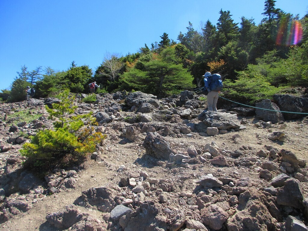 浅間山、トミーの頭への登山コースの様子